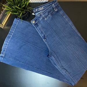 Gently Worn Abercrombie Flare Jeans